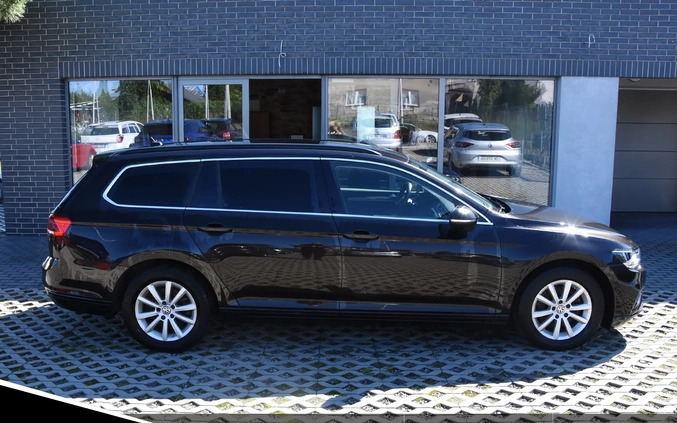 Volkswagen Passat cena 119500 przebieg: 88046, rok produkcji 2020 z Świeradów-Zdrój małe 407